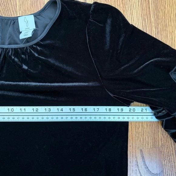 NWOT Joie Black Velvet Top - Picture 8 of 10